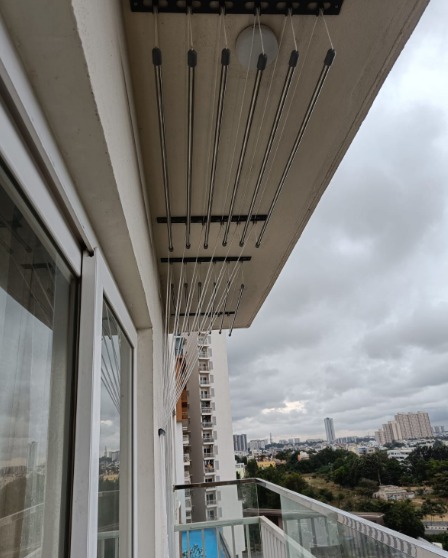 Ceiling cloth Hanger 3