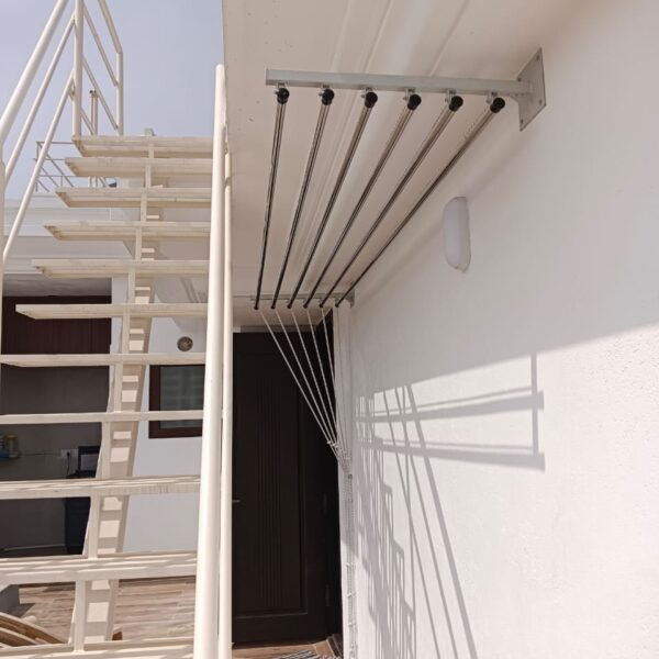 Side wall clamp work Cloth Hanger image