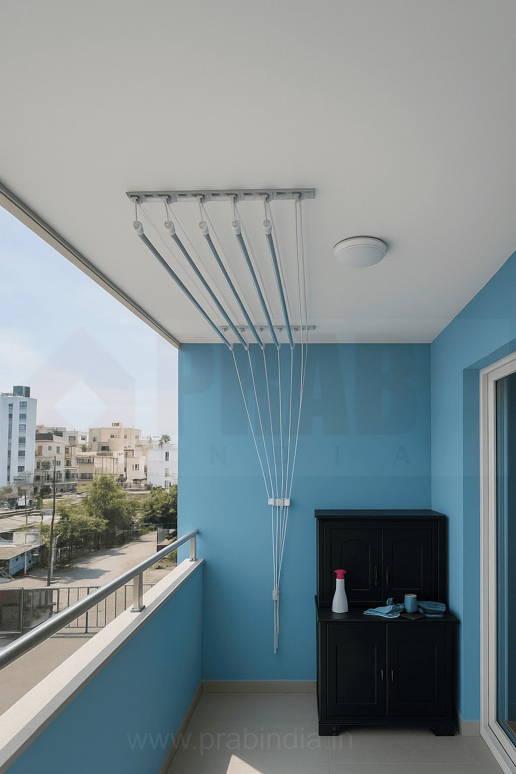 Ceiling clothes drying hanger